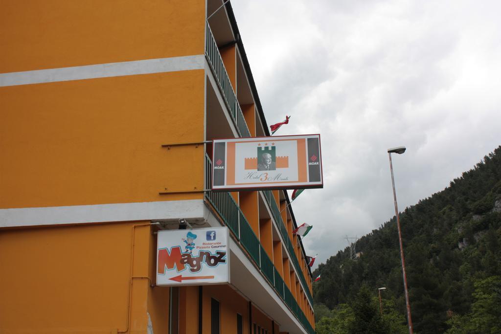 Hotel Tre Monti Popoli Exterior foto